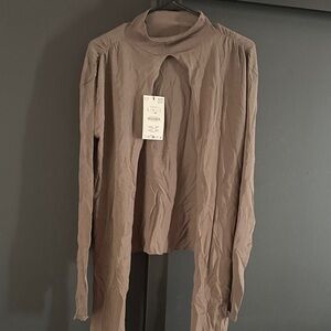 Zara Long Sleeve Keyhole Top - Taupe
